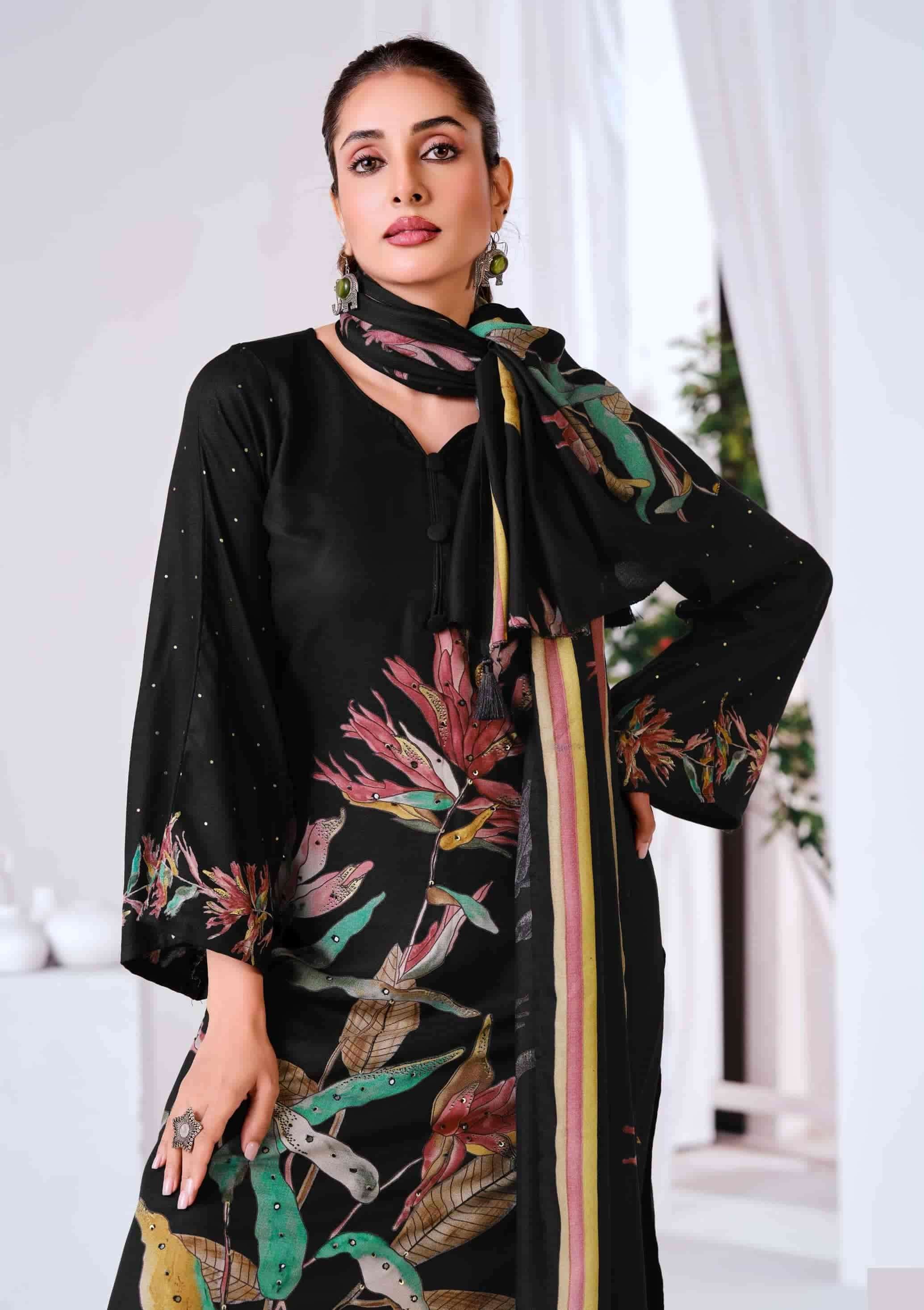 Noor E-Kashmiri by Mumtaz Arts