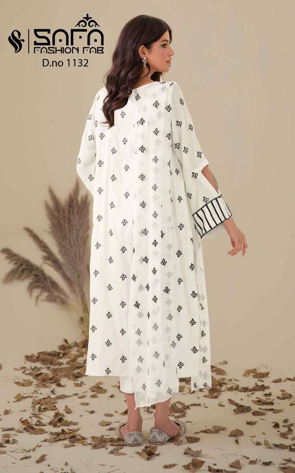 Safa Fashion Fab 1132 Pakistani Fancy 3 Piece Suit Exporter